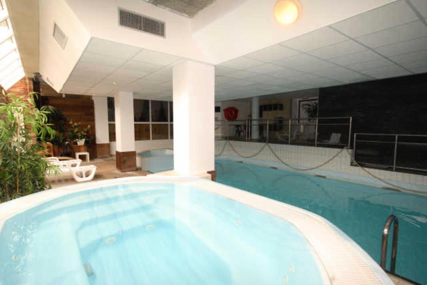 Le Chalet - Piscine 2 - Studio Pour 4 Personnes Mae-8694 Gourette Exterior foto